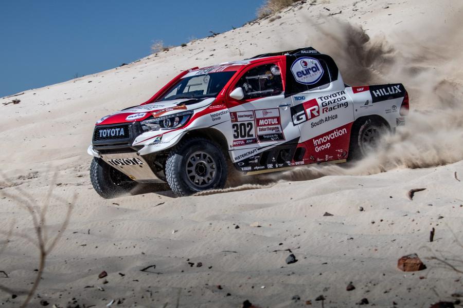  Toyota Hilux Rally Dakar 2019 года  (фото 8 из 11)